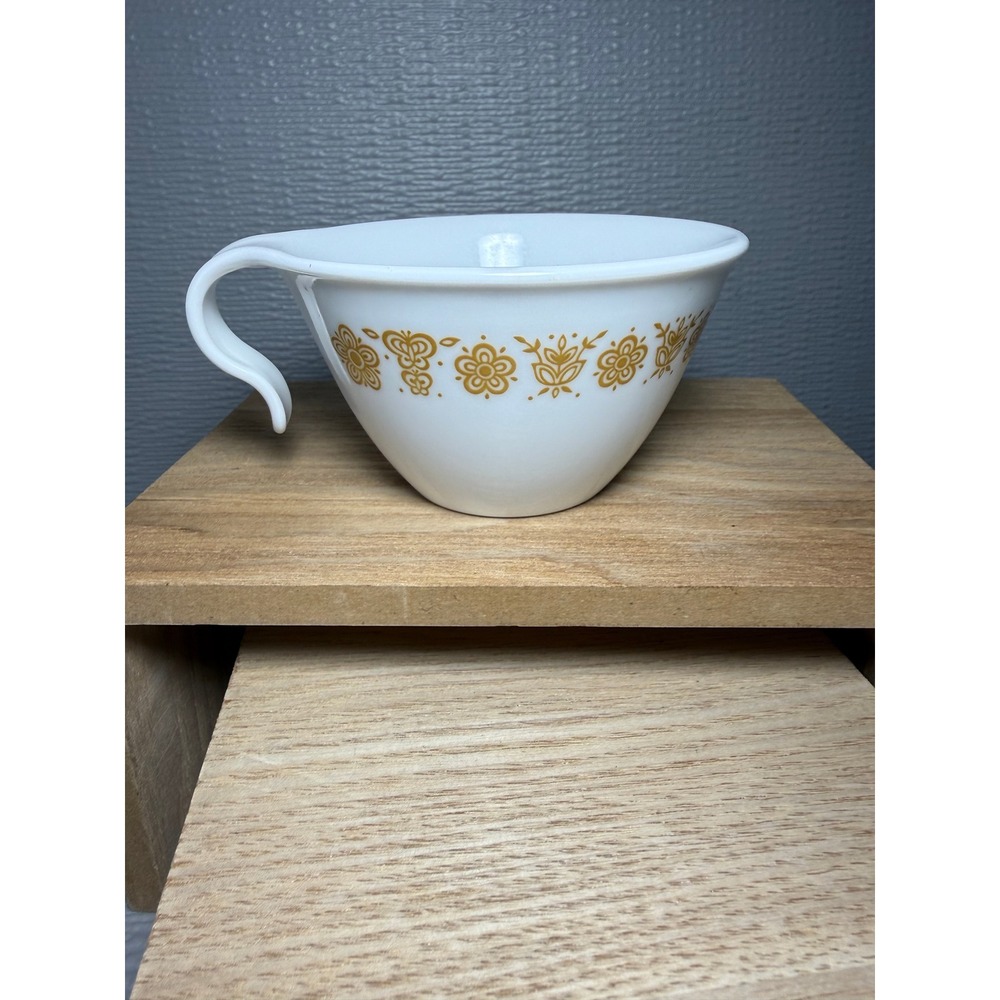 Corelle Butterfly Gold Teacups Set of 4 Vintage Corning White Gold Hook Handle - Picture 4 of 6